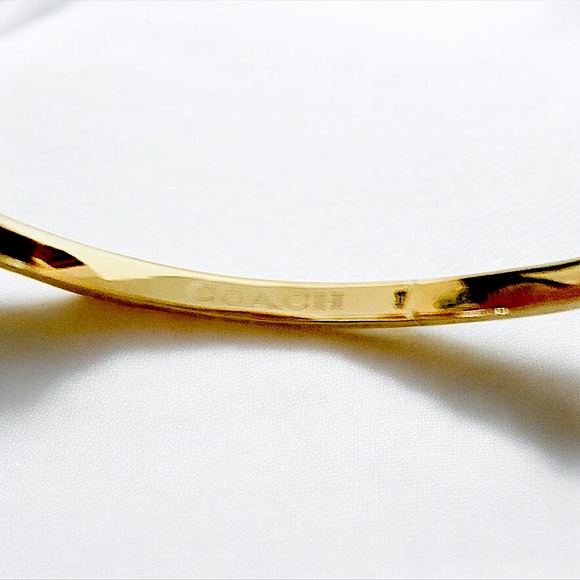 Coach Signature Hinged Bangle Bracelet Gold Toned Signature “C” Hinged - Picture 2 of 5